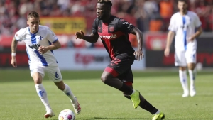 Milan Bayer hujumchisi Viktor Bonifaseni sotib olmoqchi