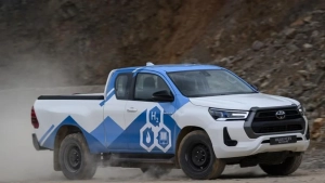 Toyota vodorod bilan ishlaydigan yangi Hilux pikapini taqdim etadi