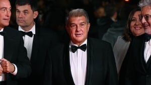 Laporta va Kuman o‘rtasida muzokaralar boshlandi
