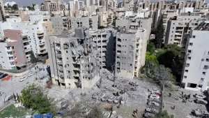 Eron raketalari Isroil harbiy obyektlarini zararladi