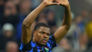 Barselona Dyumfrisni faqat futbolchi sotganda oladi