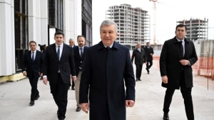 Prezident “Yangi O‘zbekiston” universiteti qurilishini ko‘zdan kechirdi