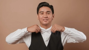 Jenisbek Piyazov's expensive car is being hotly discussed on social networks