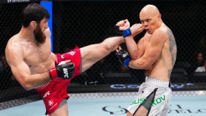 Bogdan Guskov Abu Dabidagi jangda Magomed Ankalayevga yutqazdi