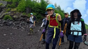 Japanese record holder who climbed Mount Fuji at age 102