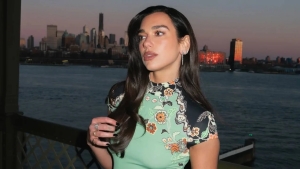 Dua Lipa mualliflik huquqi buzilgani uchun «Samsung»ni sudga berdi