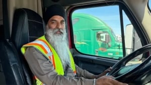 Florida truck crash kills three people