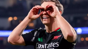 Trossar zaxiradan chiqib, Arsenalga gollar urdi