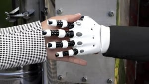 Inson va robot muloqotida yangi texnologiya yaratildi