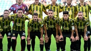 Sobiq Barselona futbolchisi Qayratni maqtadi