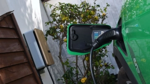 Elektromobilni uyda quvvatlantirish xarajatlarni sezilarli darajada tejashga yordam beradi