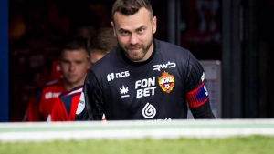 Akinfeyev CSKAda eng yaxshi futbolchini e’lon qildi