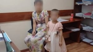 Bola sud qaroriga ko‘ra onaiga topshirildi