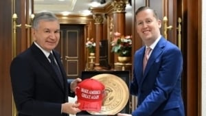 Мирзиёев принял представителей США, обсудил сотрудничество