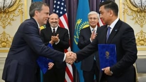 Qozog‘istonga 300 ta lokomotiv yetkazib beriladi
