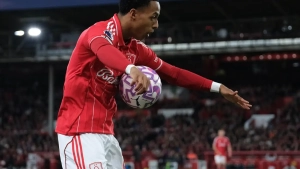 За Омари Хатчинсона борются клубы Премьер-лиги