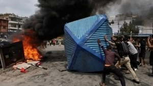 Nepalda namoyishlar kuchayib, bosh vazir iste’foga chiqdi