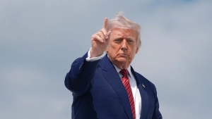 Donald Tramp Eronga qarshi harbiy zarbalarni vaqtincha to'xtatdi