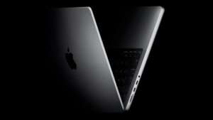 Apple yangi MacBook Ultra modelining taqdimotini kechiktirishi mumkin