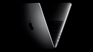 Apple yangi MacBook Ultra modelining taqdimotini kechiktirishi mumkin