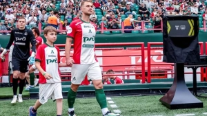 Eshterekov: “Lokomotiv” birinchi o‘rinni saqlashga tayyor