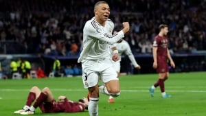 Mbappe Chempionlar Ligasida Messining natijasini takrorladi