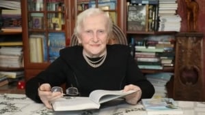 Yevgeniya Tonkonogaya 100 yoshda va 80 yil ishladi