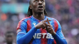 Eberechi Eze signed a contract with Tottenham