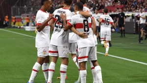 Shtutgart Lesterdan Bilol El-Hannusni ijaraga oldi