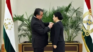 Prezident Rahmon mustaqillik bayramida taqdirladi Ozodani