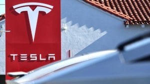 Tesla registers a new AI-based voice assistant in China