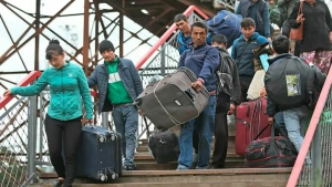 Which countries are Uzbeks choosing for permanent residence?