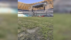 Jennifer Lopes konserti stadion maydonini zararladi