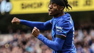 Arsenal Noni Maduvekeni rasmiy sotib oldi