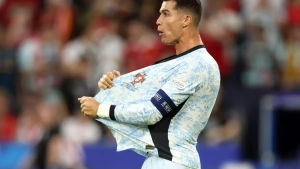 Ronaldu Messi bilan birgalikda o‘ynashni xohlaydi