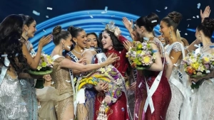 Norvegiya modeli losos libosda podiumni larzaga soldi