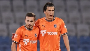 Eldor Shomurodov dubl qayd etib «Istanbul Bashakshehir»ga g'alaba keltirdi