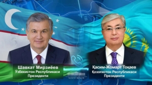 Shavkat Mirziyoyev Qasim-Jomart Toqayevni tug'ilgan kuni bilan tabrikladi
