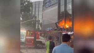 Toshkentda Globus Mallda yong‘in tez bartaraf etildi