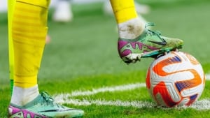 The first robot football competition will be held in China