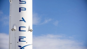 «SpaceX» kompaniyasi o'z aksiyalarini birjaga joylashtirish uchun ariza berdi