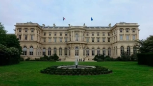 Fransiya AQSH elchisini antisemitizm tanqidi uchun chaqirdi