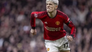 Garnacho Chelsi maydoniga o‘yindan keyin chiqdi