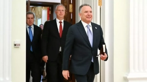 США и Россия начали мирные переговоры в Москве