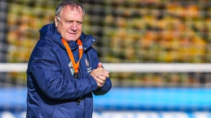 Dick Advokat left the Curaçao national team