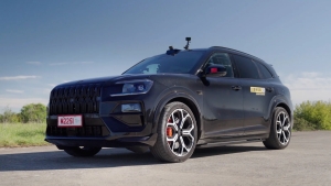 Zeekr 001 poygada «Ferrari» va «BMW» modellarini ortda qoldirdi
