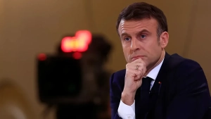 Макрон обратился к нации с видеопосланием после протестов в Париже