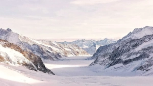 Qamchiq dovoni kuchli qor sabab yopildi