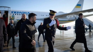 Zelenskiy and Trump meet in Davos, Moscow awaits negotiations