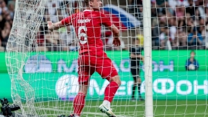 Zenit Lokomotivdan Barinovni sotib olmoqchi edi